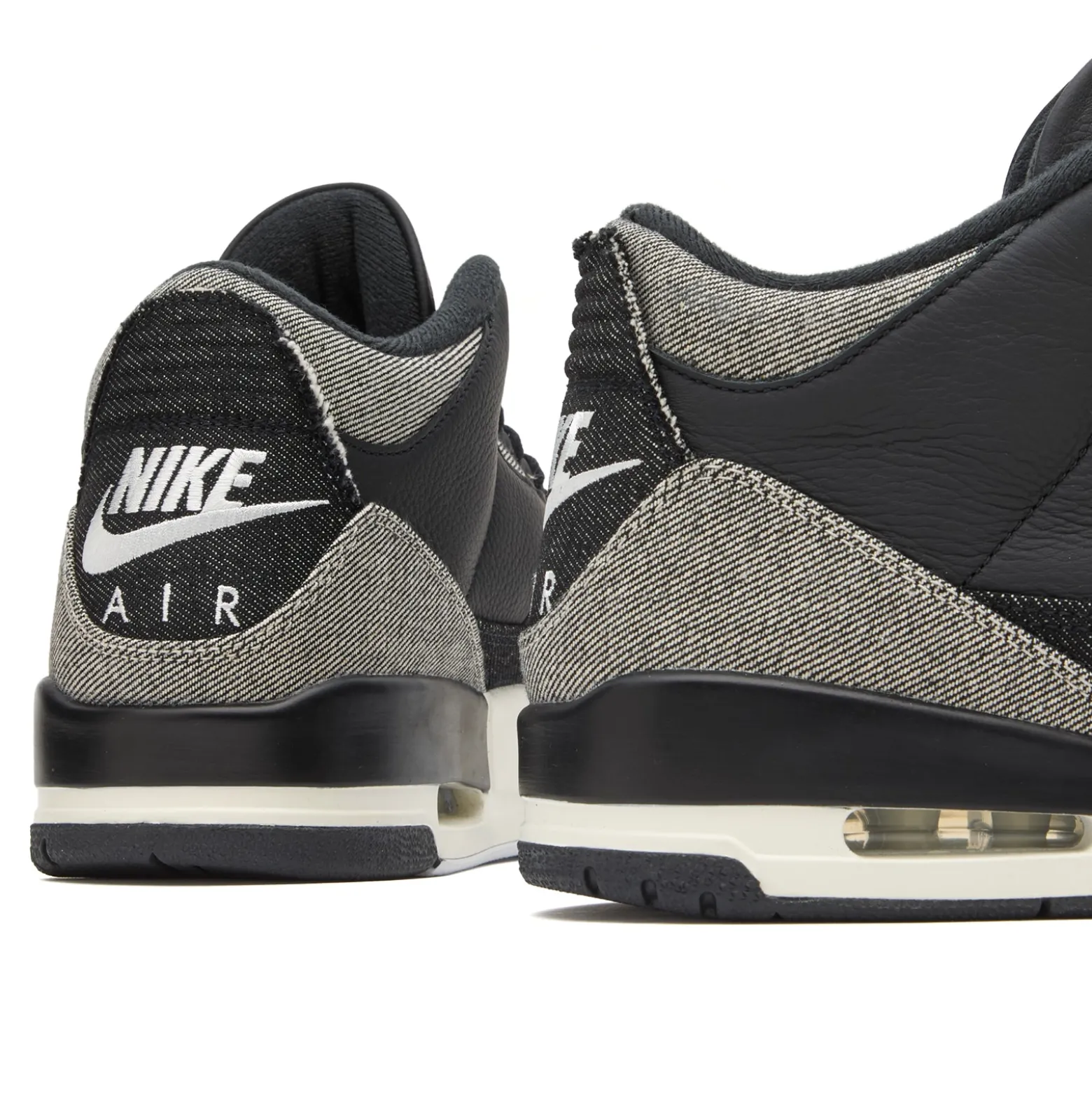 Air Jordan x Levi's 3 Retro SP Sneaker