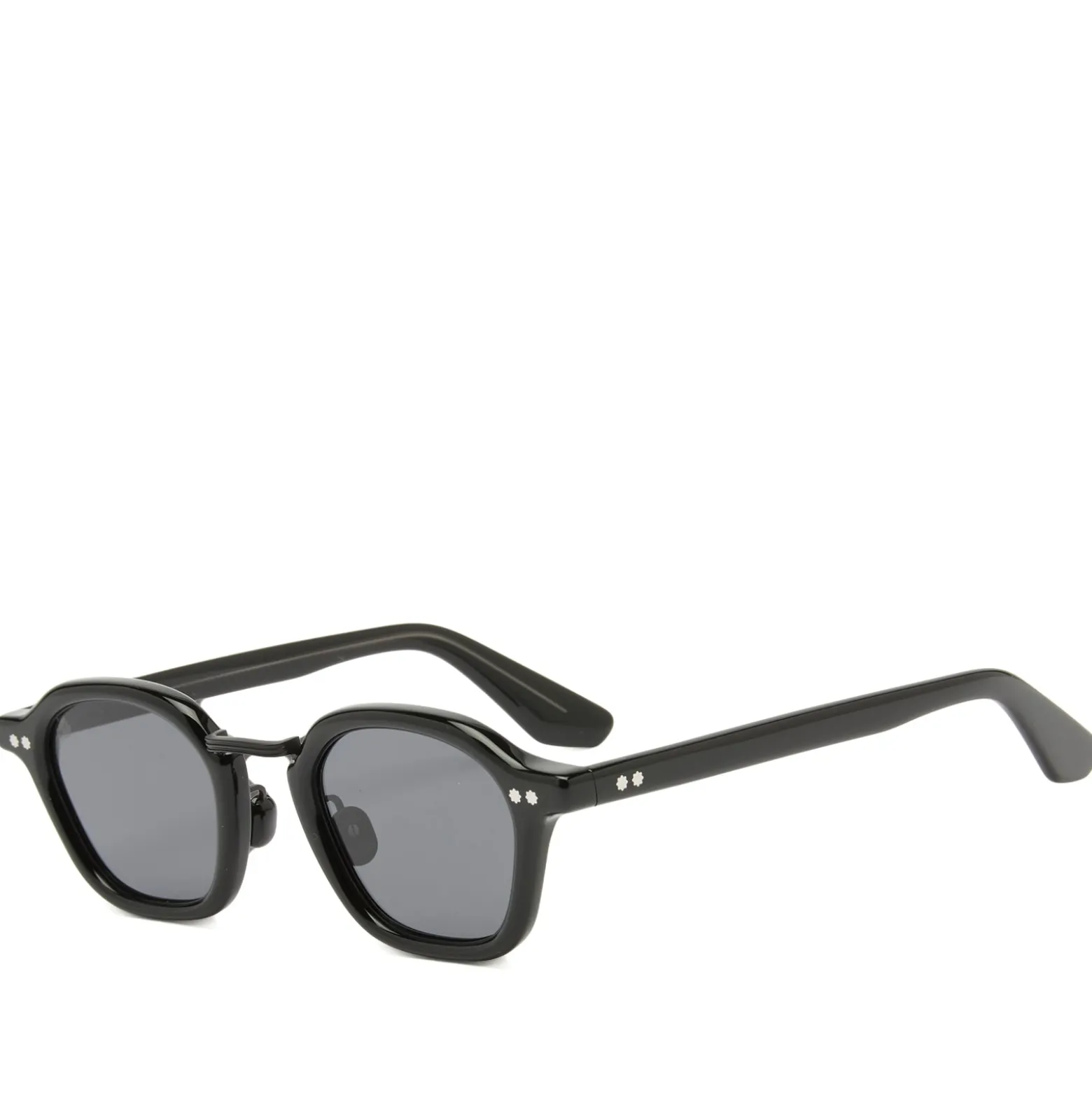 AKILA Iris Sunglasses