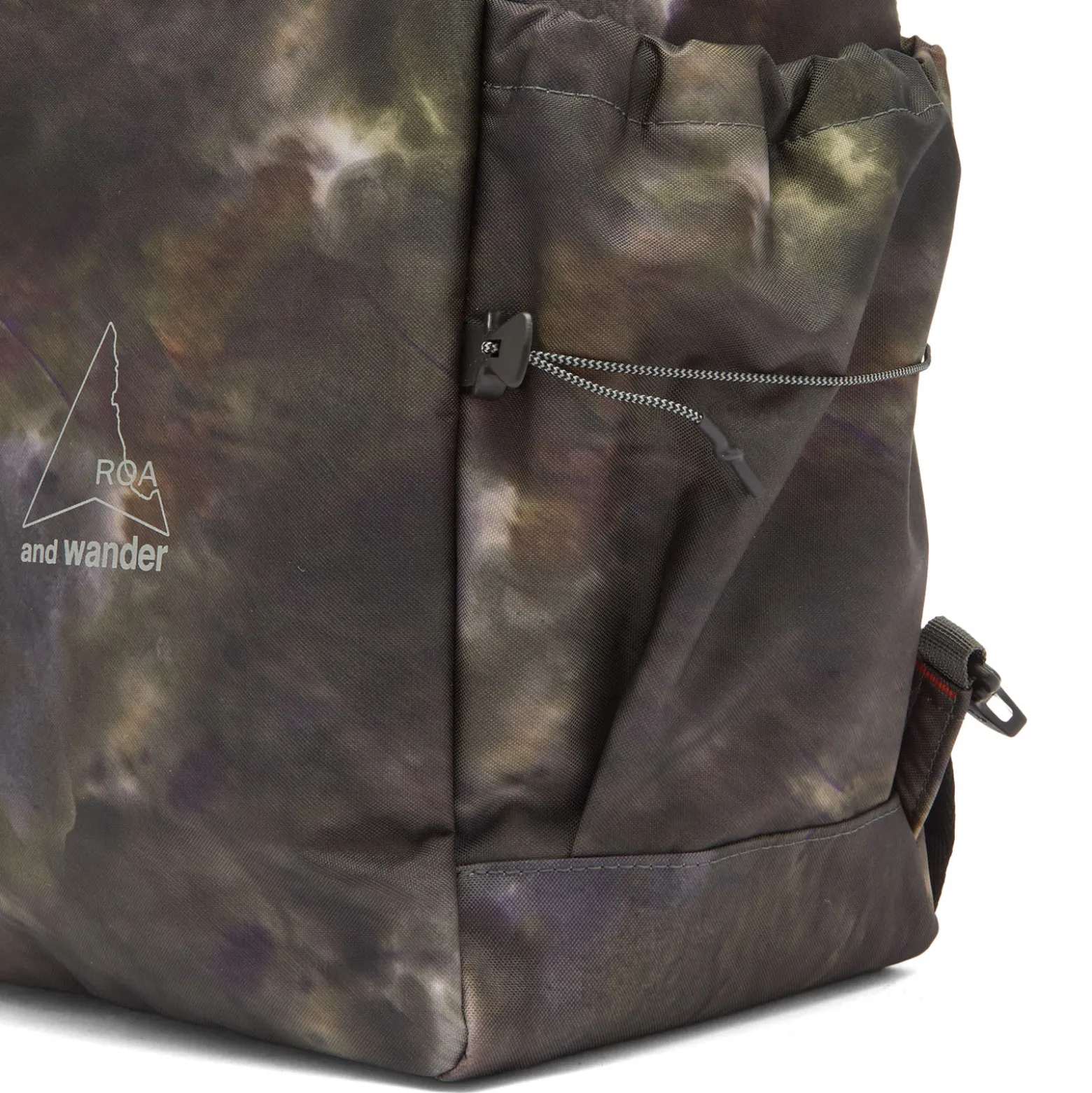 and wander x ROA Camouflage 2-Way Tote Bag