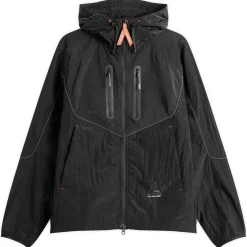 and wander x ROA Ripstop Wind Jacket