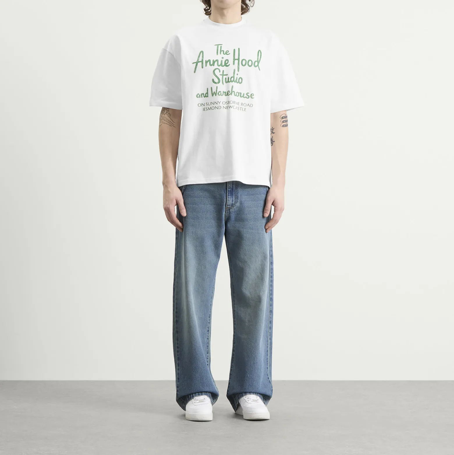 ANNIE HOOD AH Factory T-Shirt