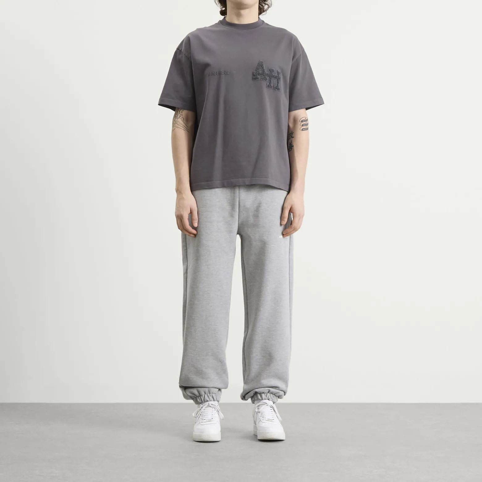 ANNIE HOOD College T-Shirt