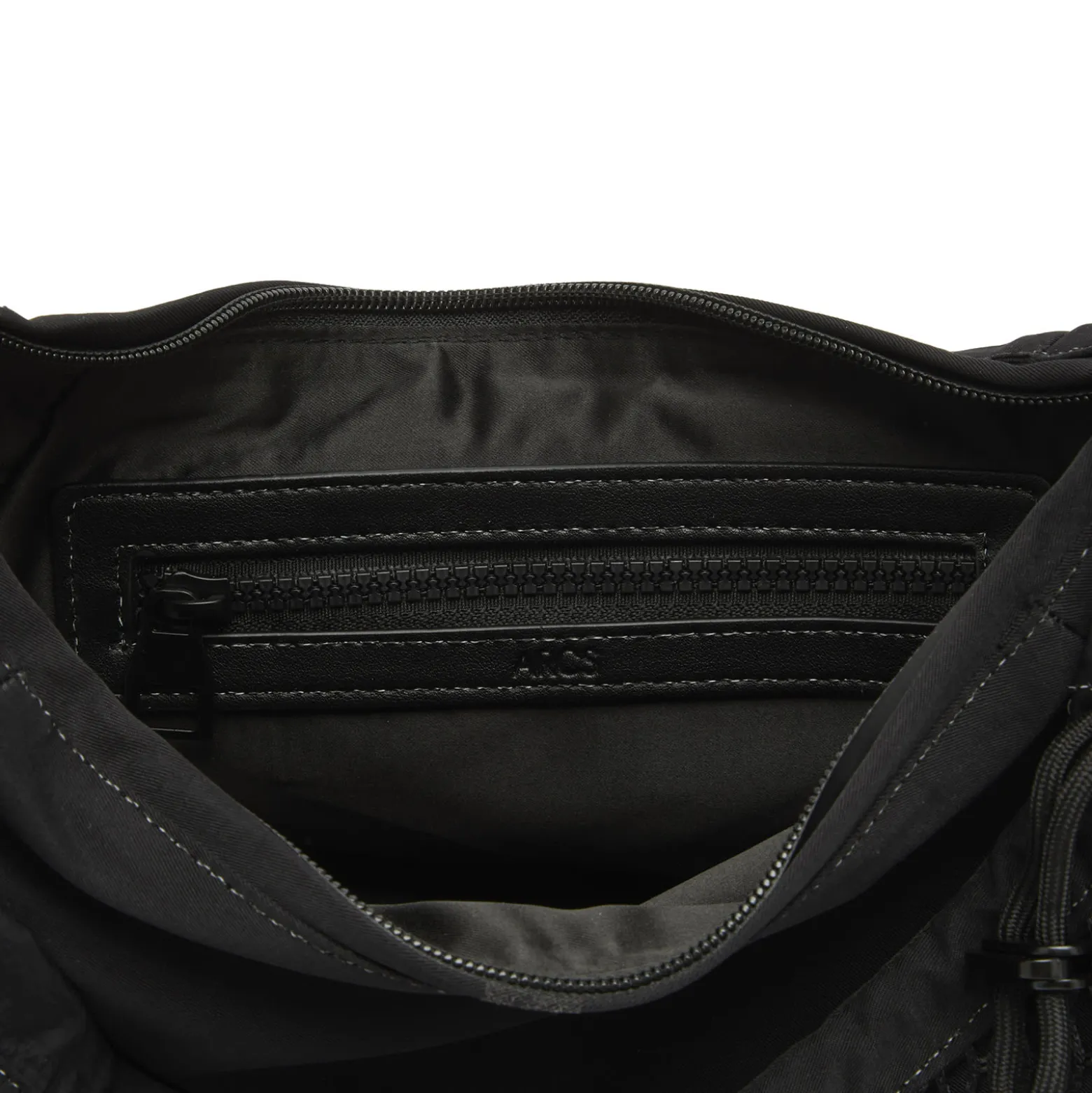 ARCS Little Hey Sling Bag