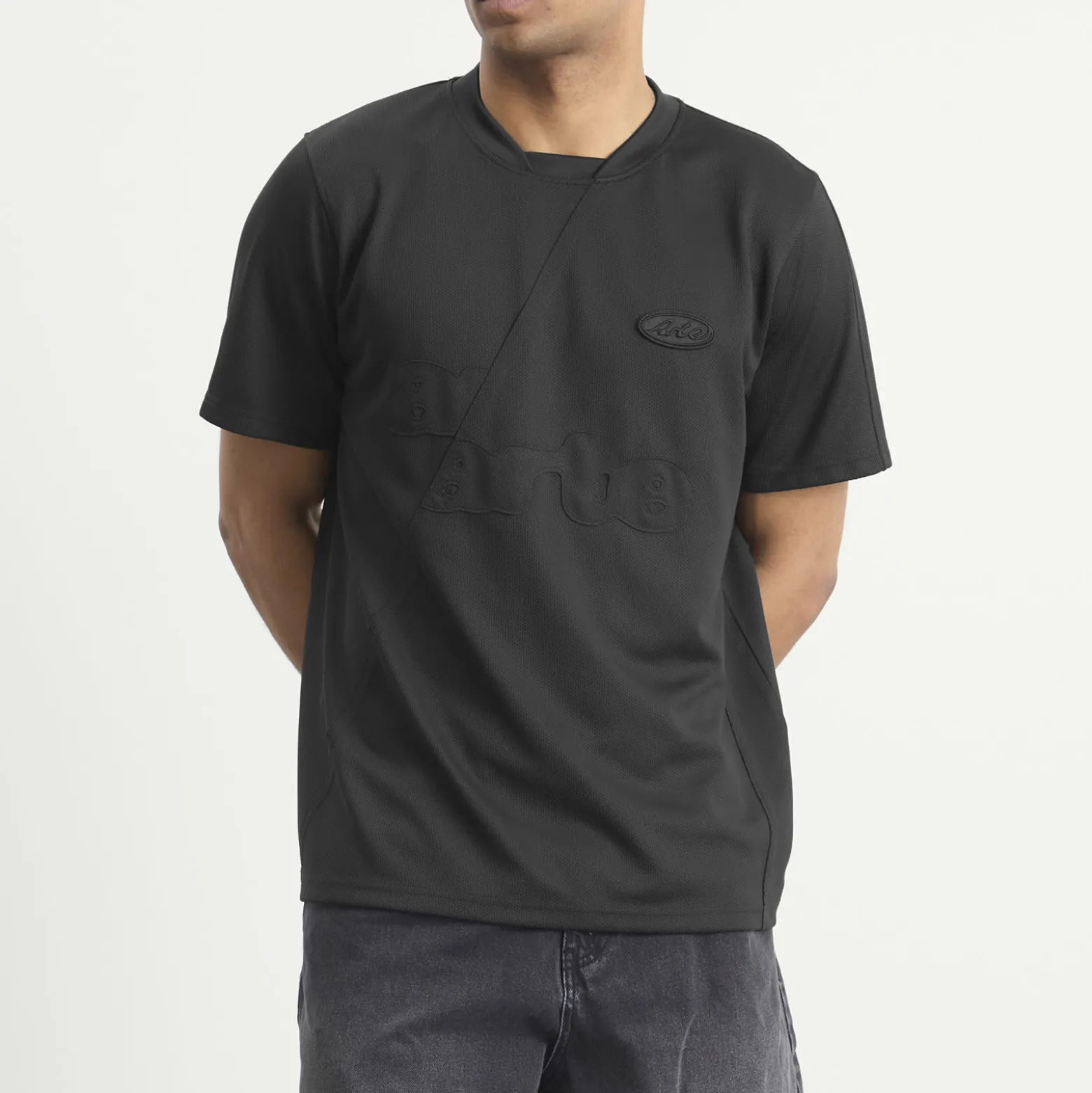 Arte Football T-Shirt