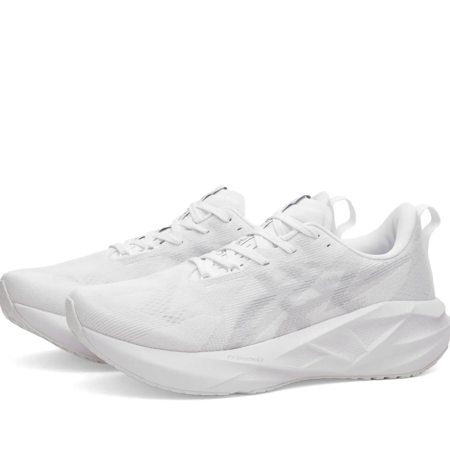 Asics Novablast 5