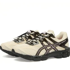 Asics x Finesse Gel-Cumulus 16 Sneakers