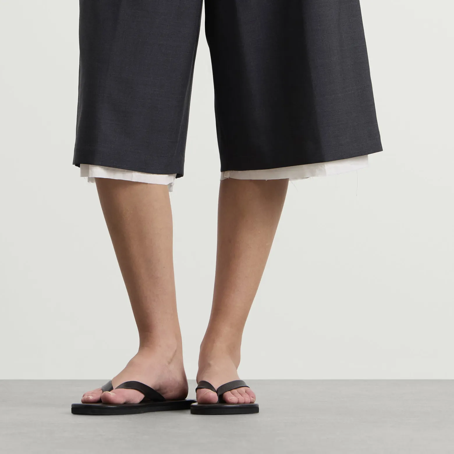 Auralee Soft Leather Flip-Flops