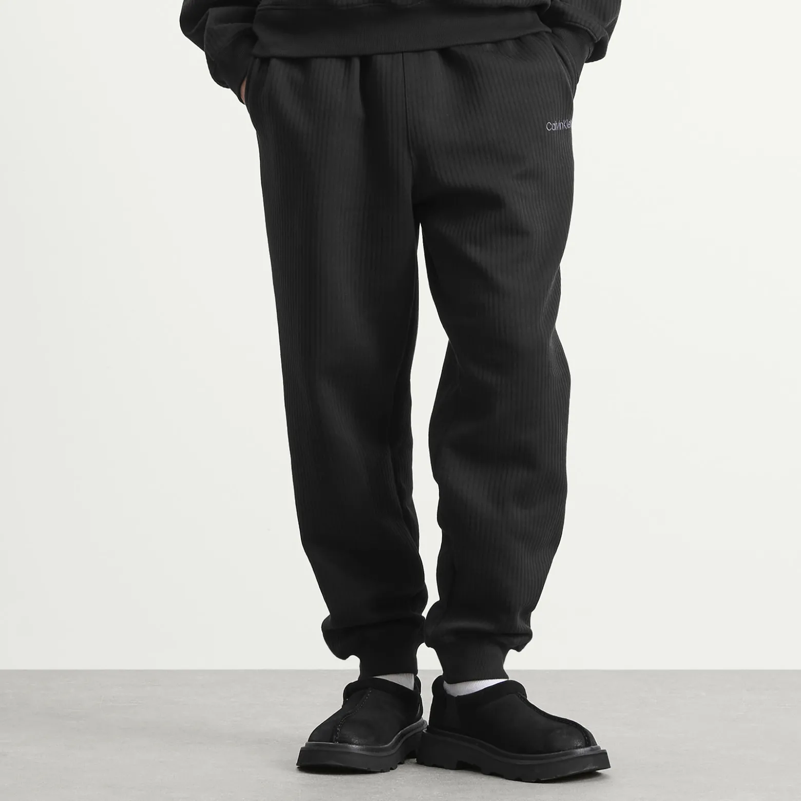 Calvin Klein Modern Terry Quilted Jogger