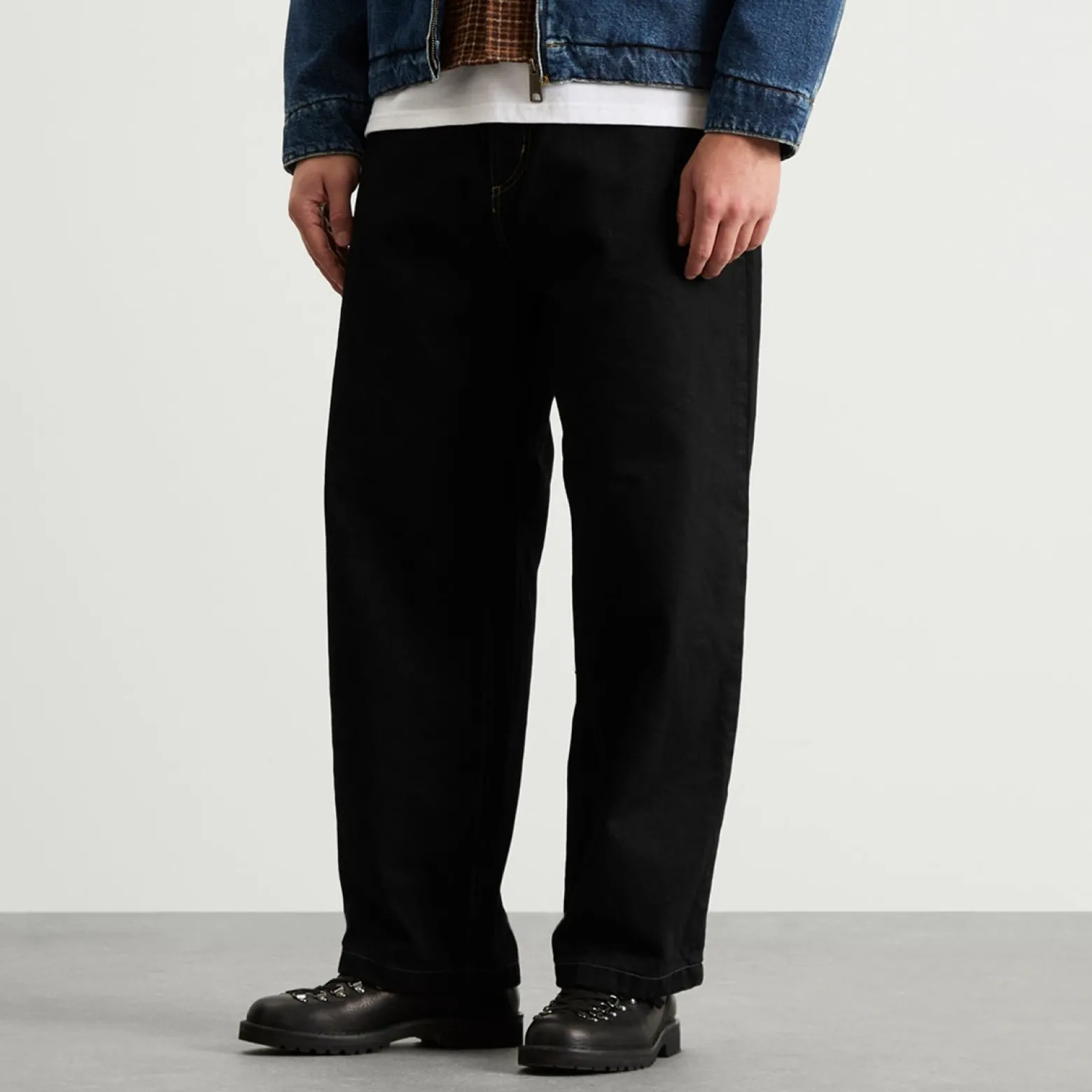 Carhartt WIP Brandon Loose Straight Jeans