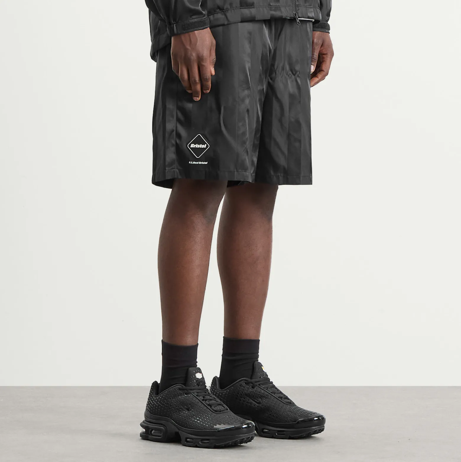 Carhartt WIP x F.C.R.B. Game Shorts