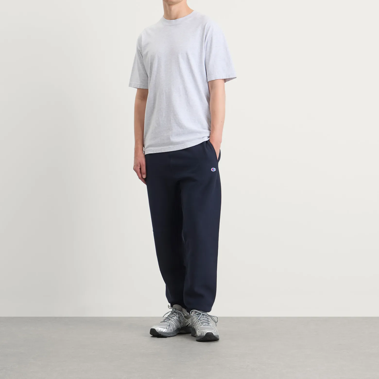 Champion Reverse Weave Loose Cuffed Sweat Pants