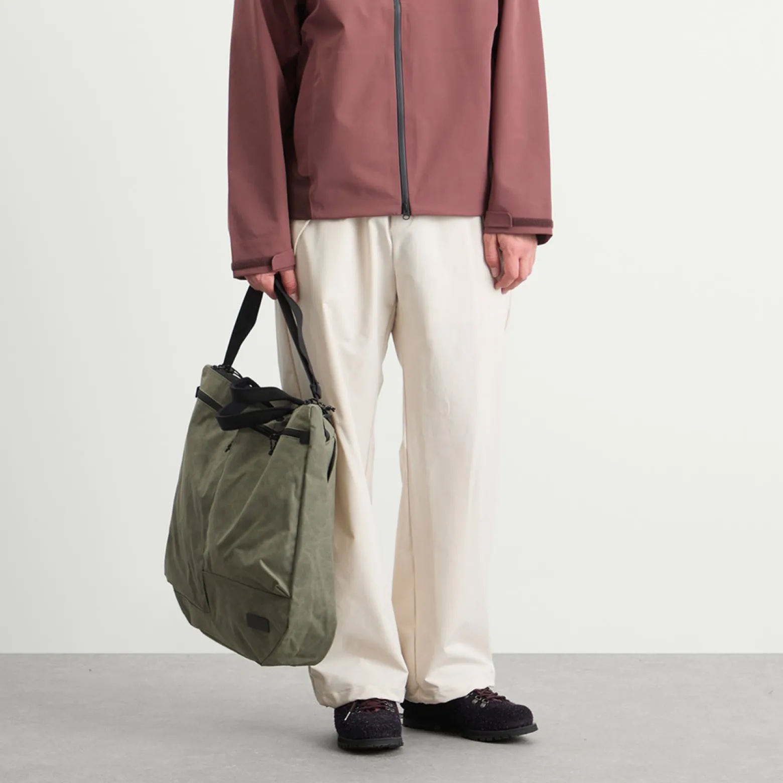 Db Journey Roamer Utility Tote Bag - 32L