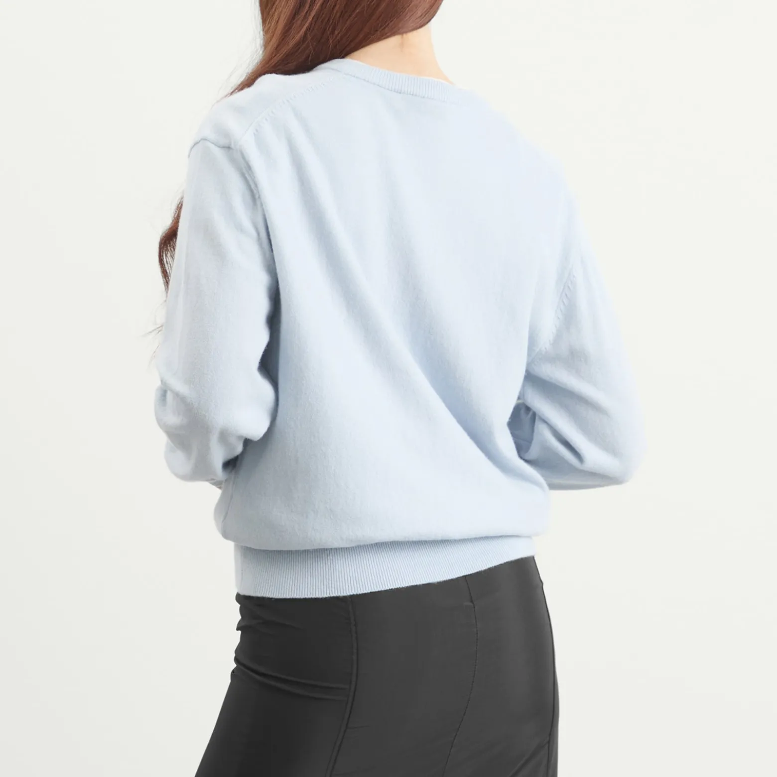 Dunst Soft V-Neck Sweater