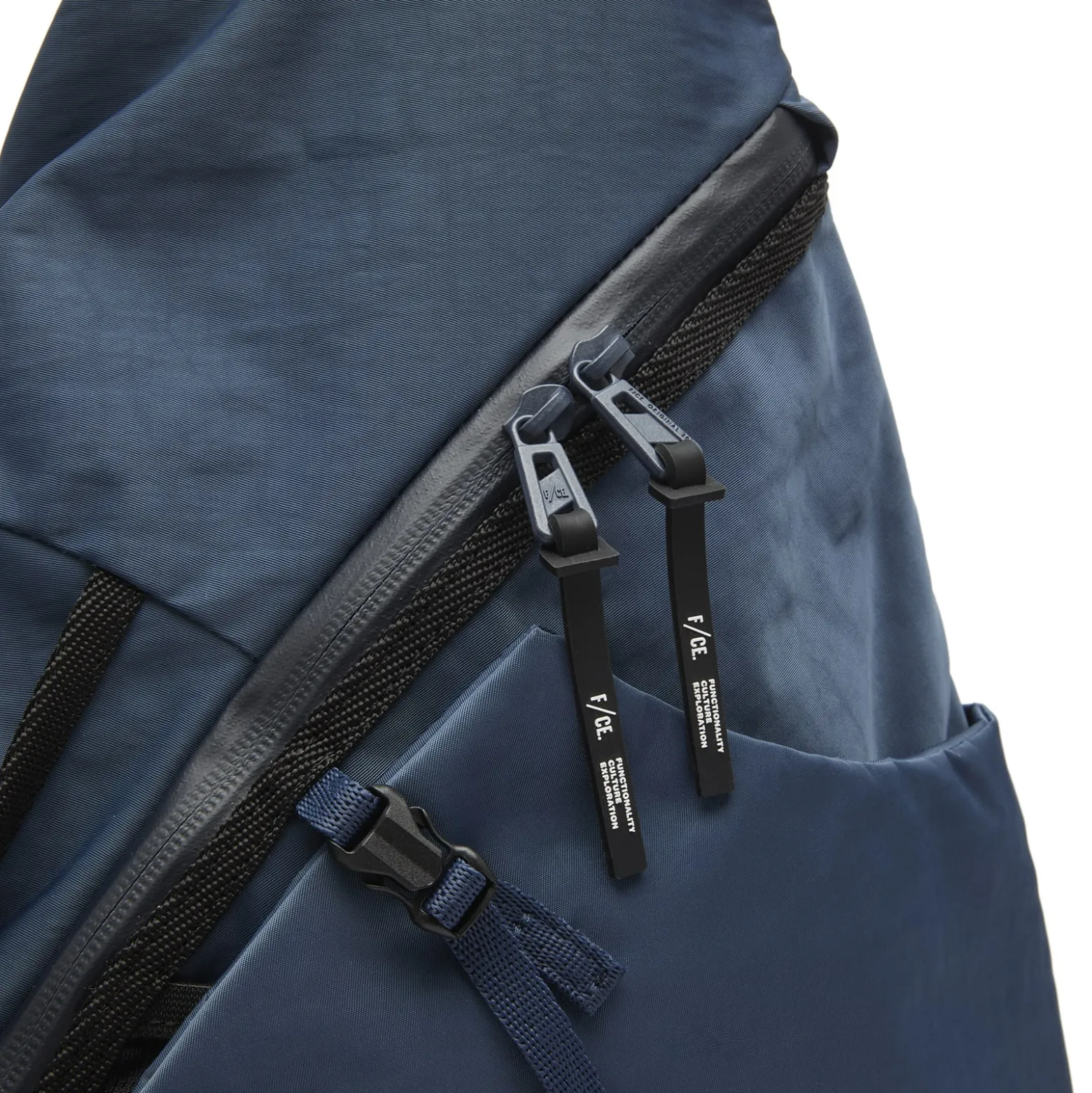 F/CE. Textured Twill 3 Points Slinger Bag
