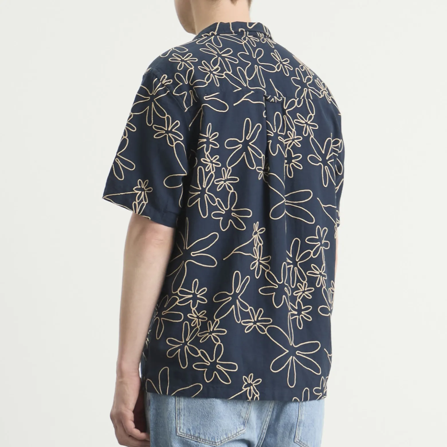 Foret Peer Embroidery Regular Fit Ss Shirt