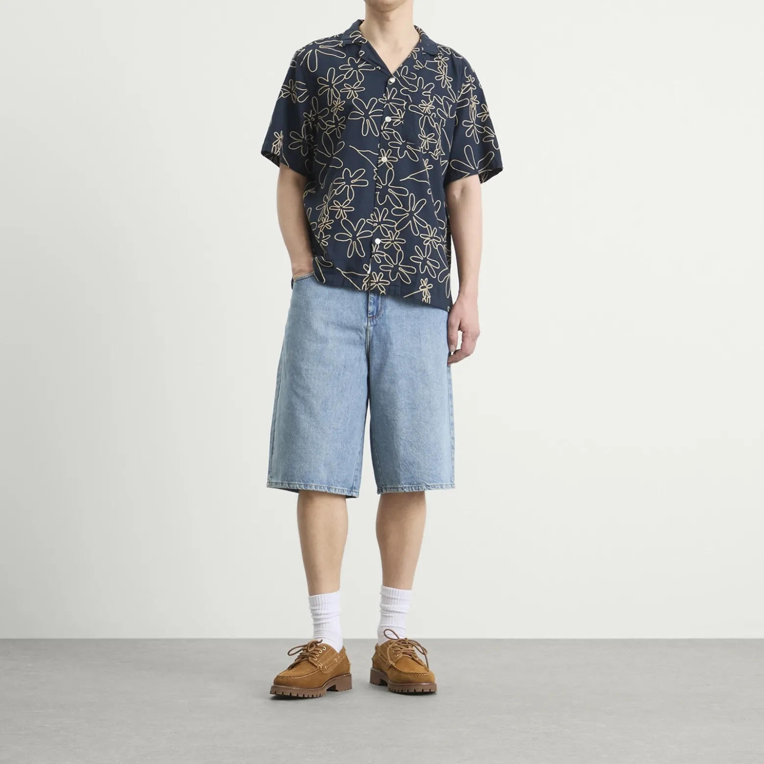 Foret Peer Embroidery Regular Fit Ss Shirt