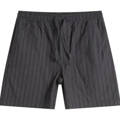 Foret Shift Textured Shorts
