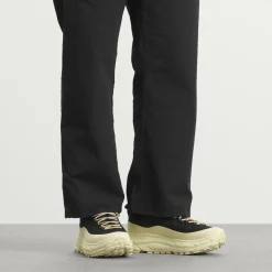HOKA ONE ONE Tor Summit Sneaker