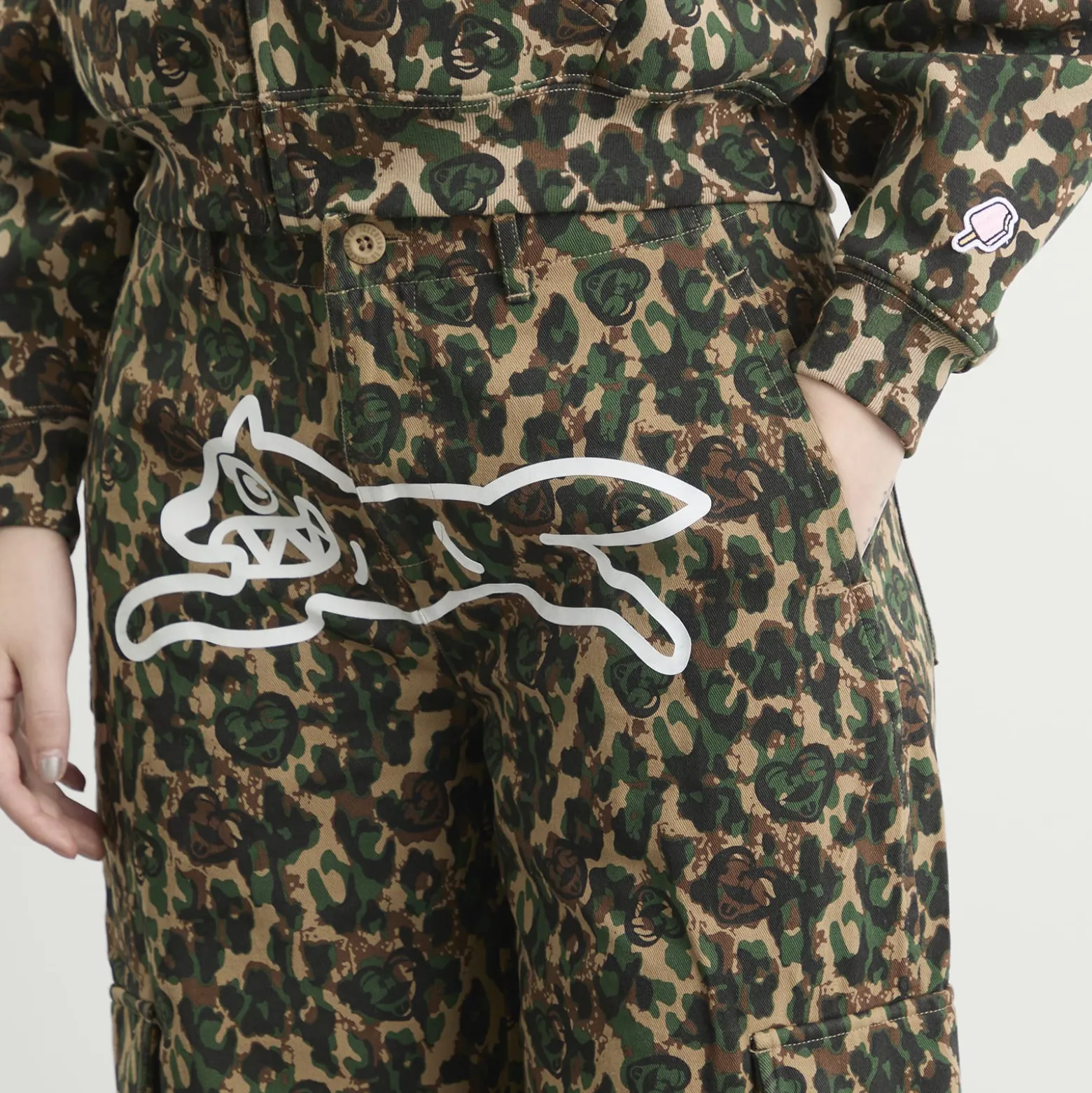 ICECREAM Running Dog Cargo Pants