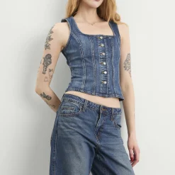 Levi's Sculpted Top