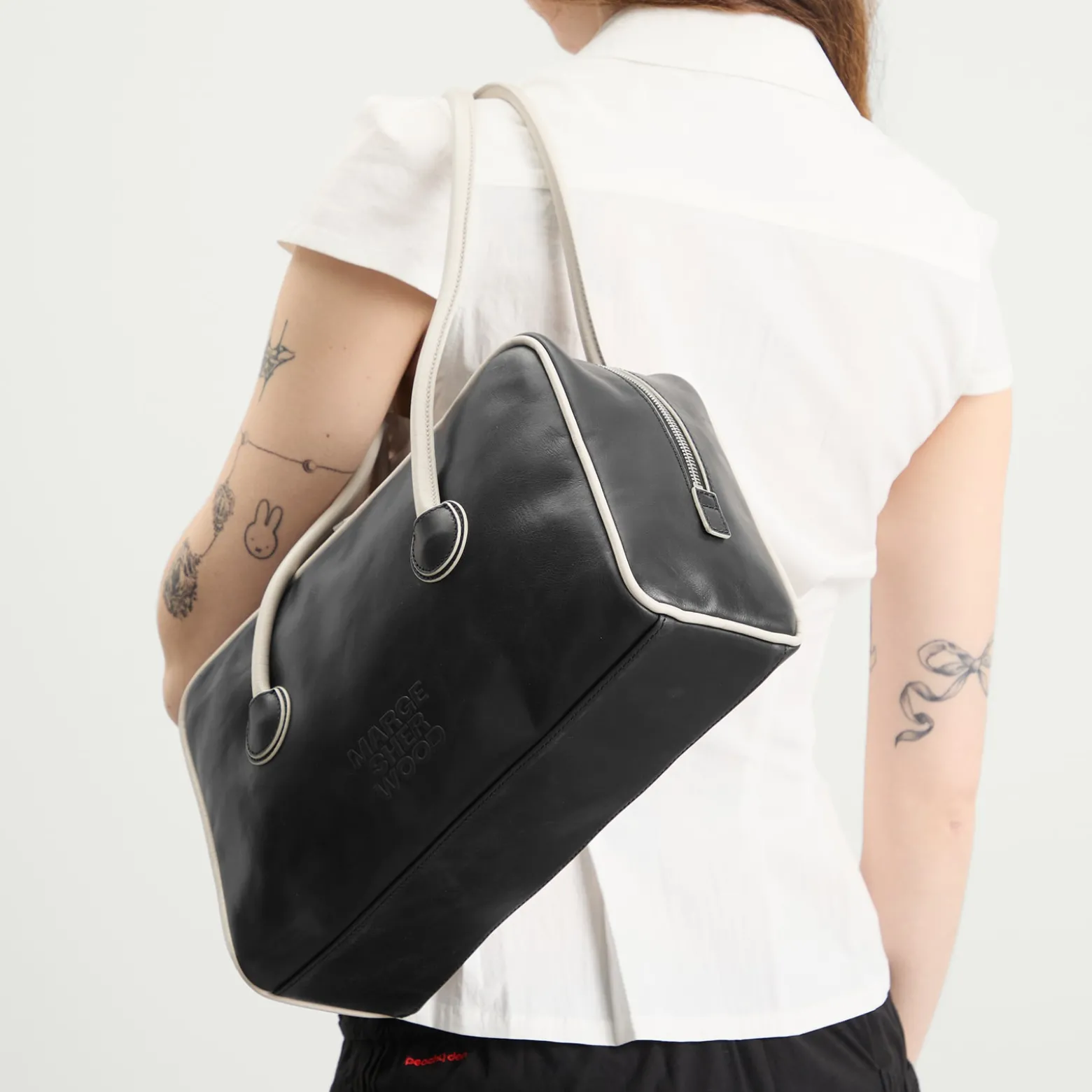 MARGESHERWOOD Soft Piping Boston Bag