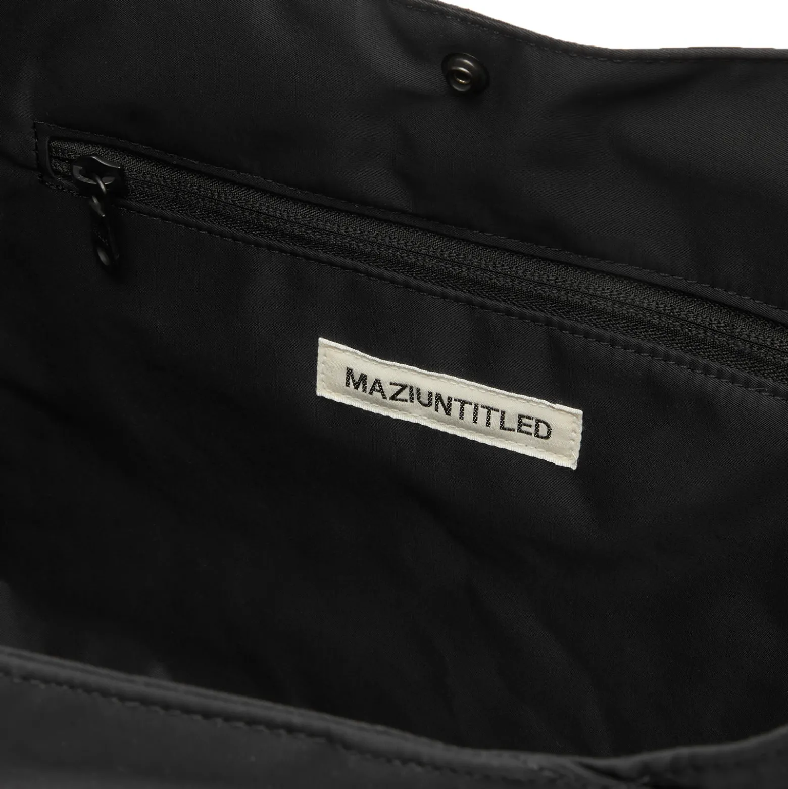Mazi Untitled Fave Cross Body Bag