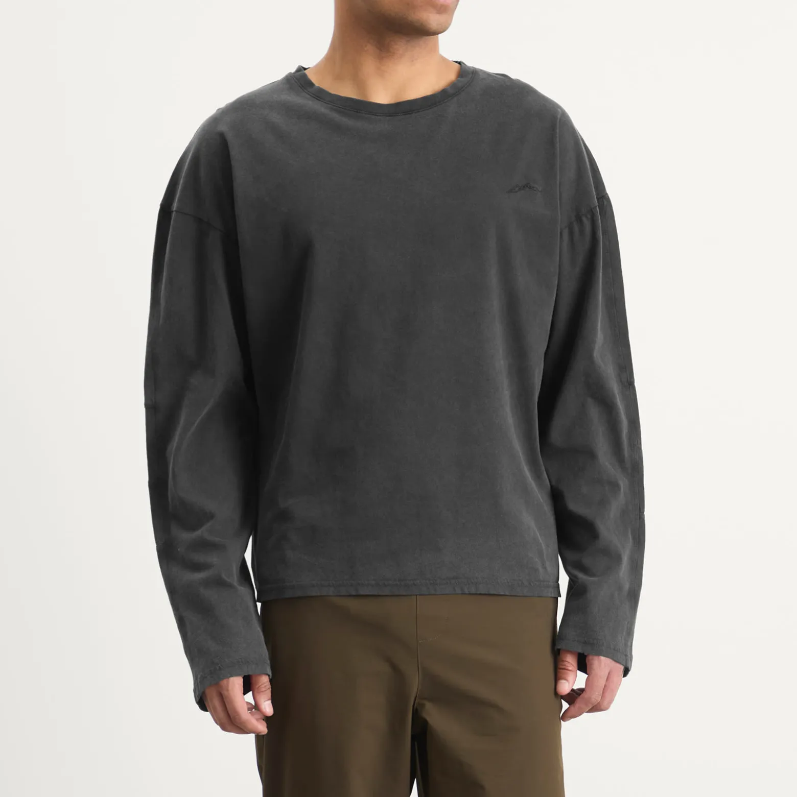 Mellow Clo Everyday Longsleeve T-Shirt