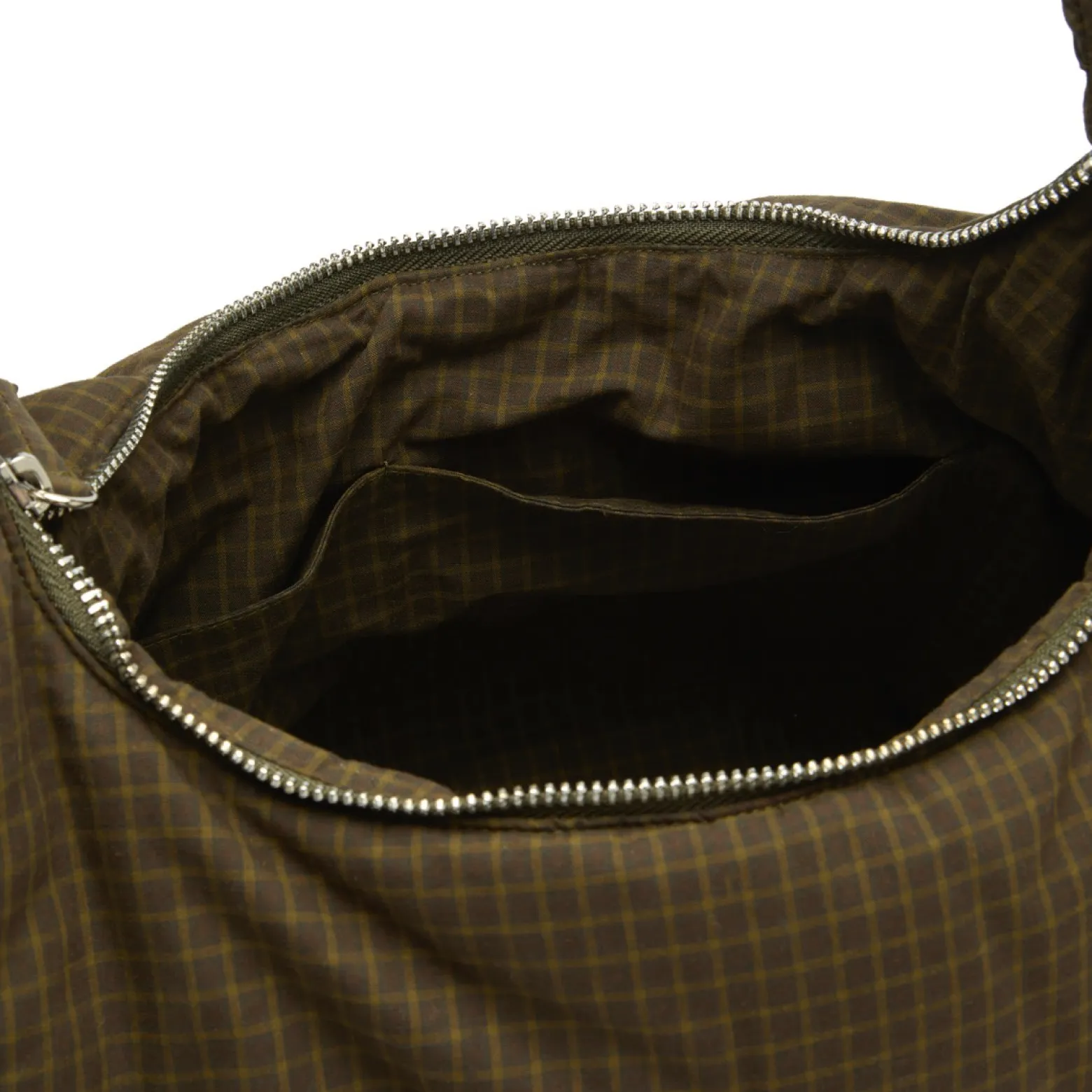 My Mum Made It Large Pleat Puffer Tote Bag