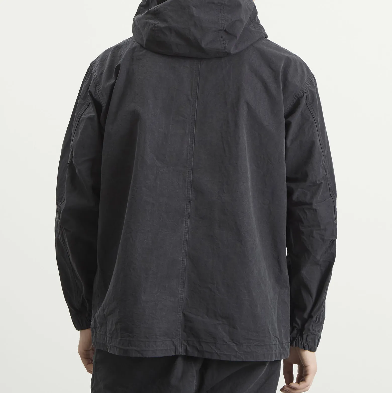 NANGA Dry Cotton Field Short Parka
