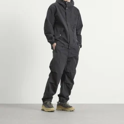 NANGA Dry Cotton Field Short Parka
