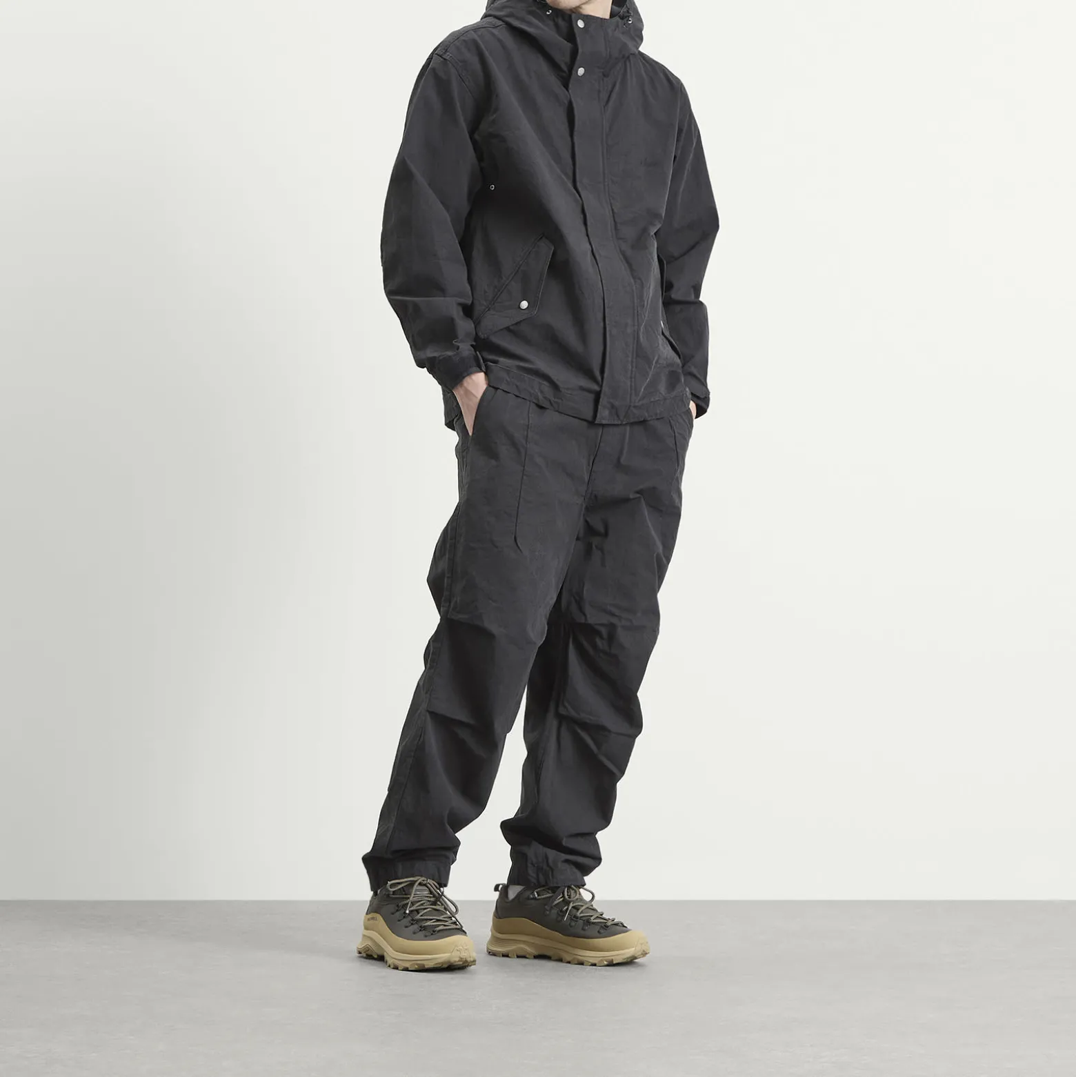 NANGA Dry Cotton Field Short Parka