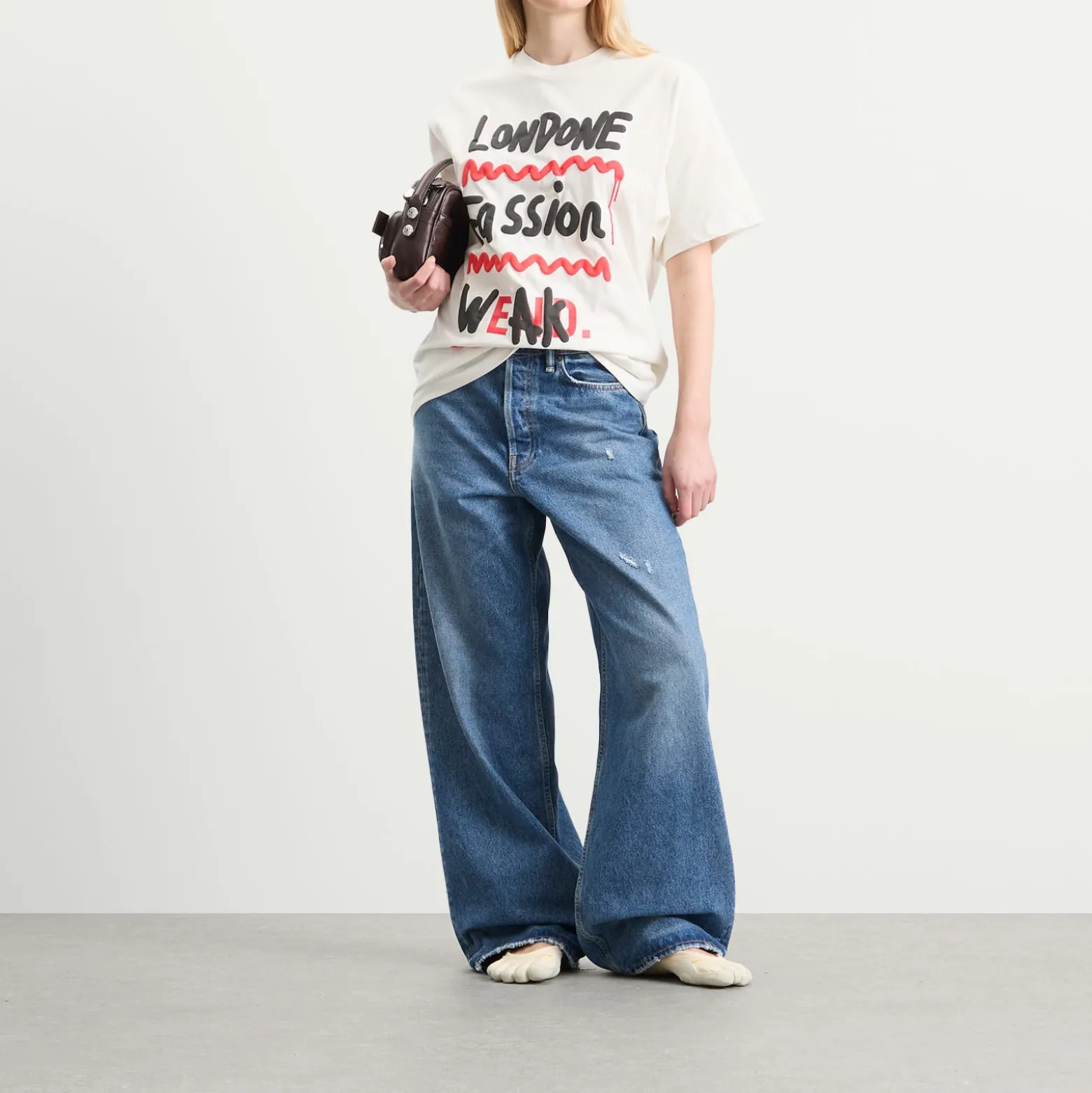 Navinder Nangla END. Londone Fassion Weak T-Shirt