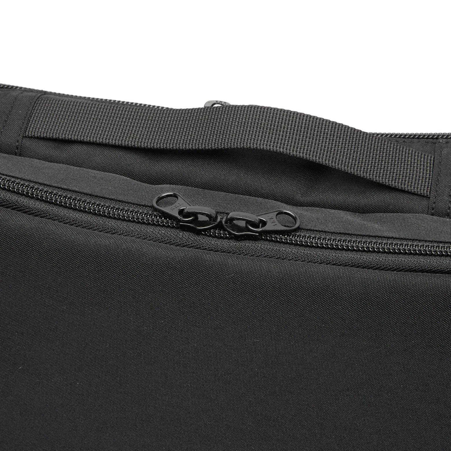 Neighborhood Travel Pouch-L
