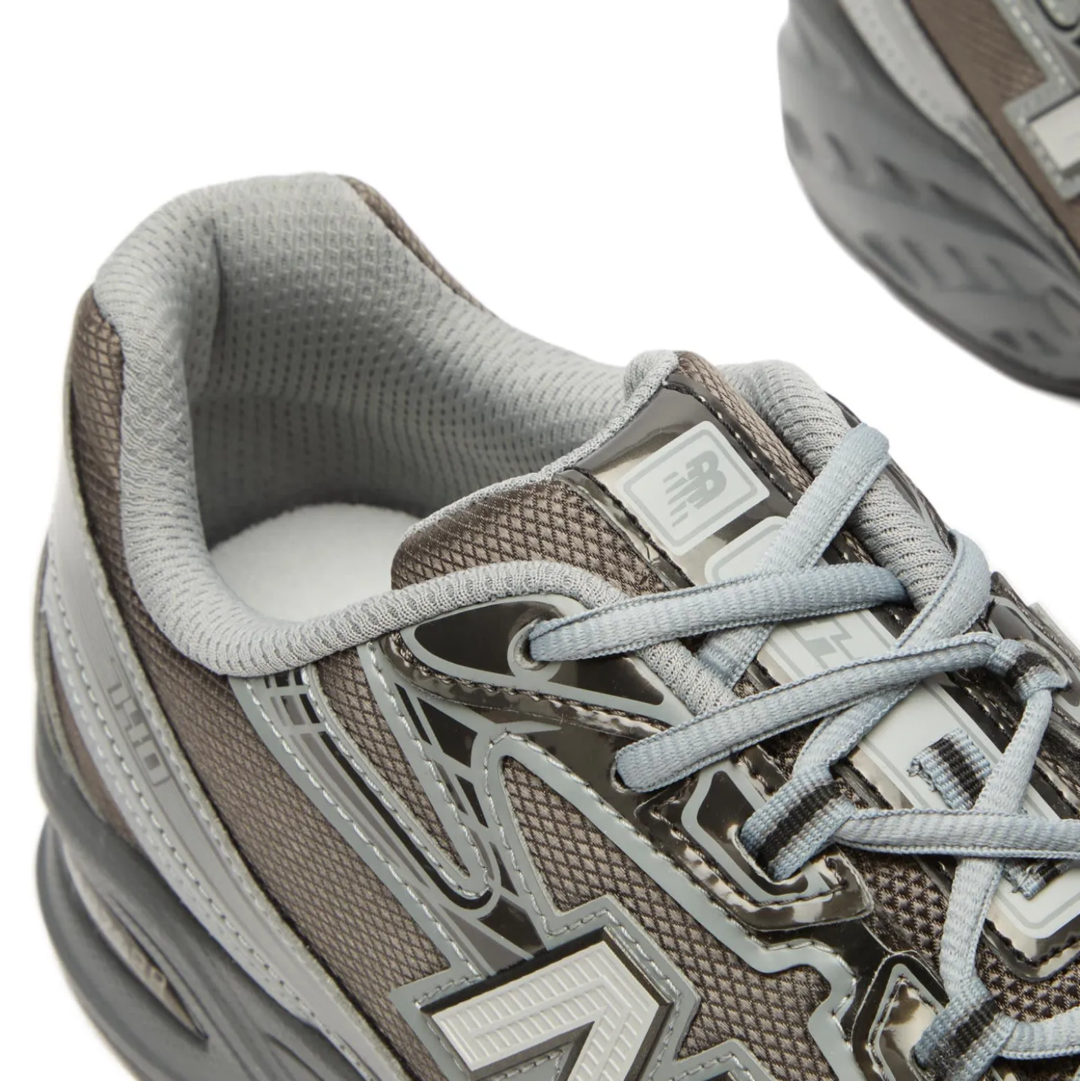New Balance 740 Sneaker