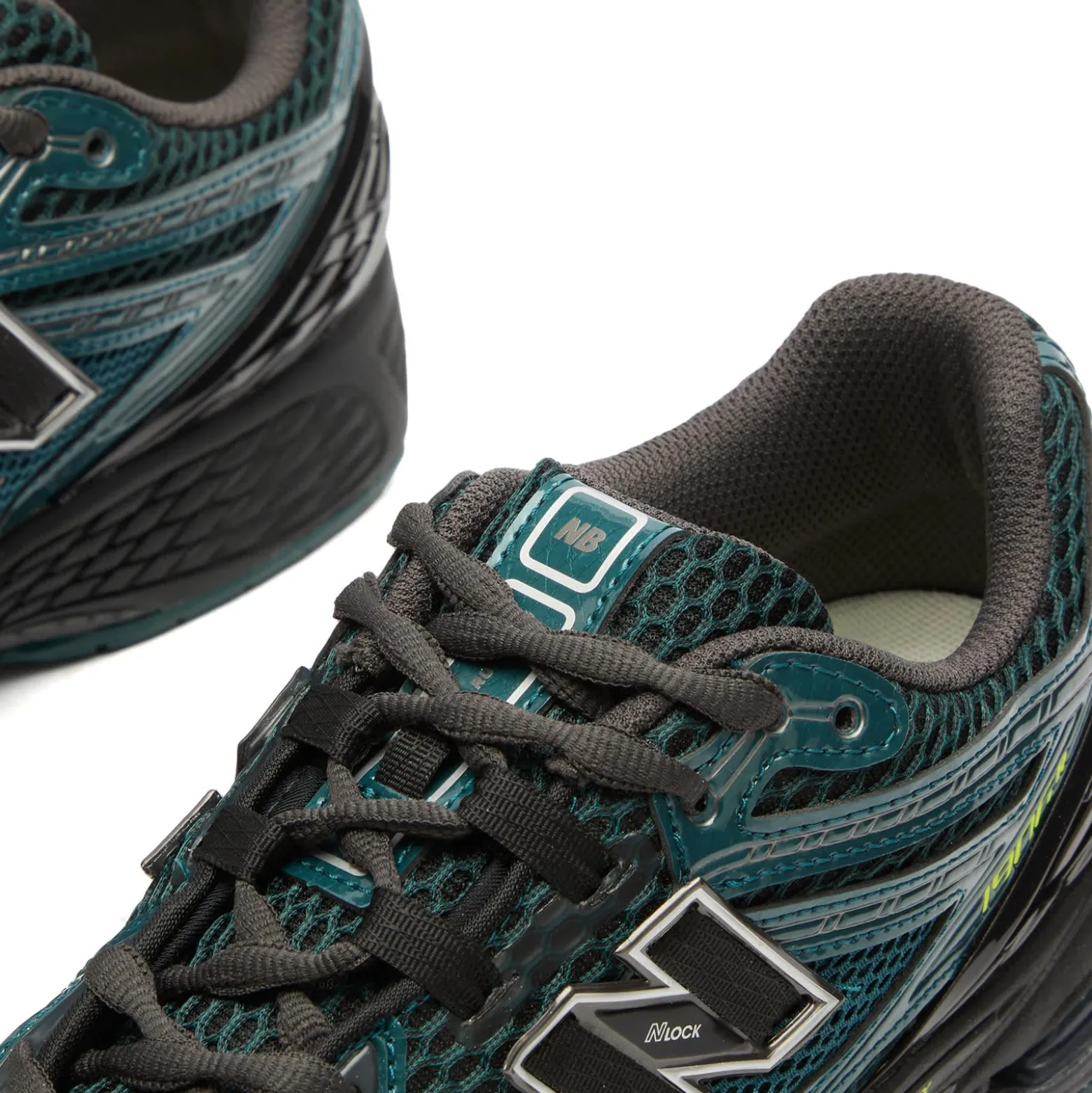 New Balance 1906 Sneaker
