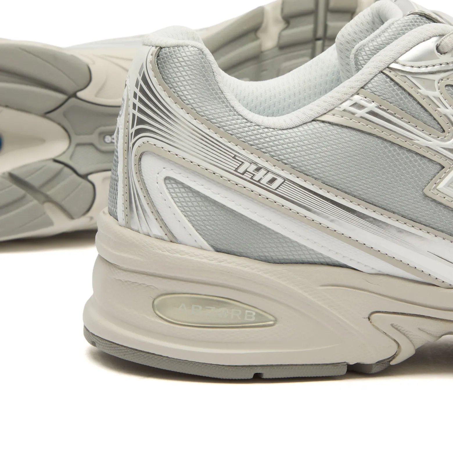 New Balance 740 Sneaker