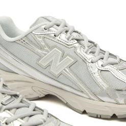 New Balance 740 Sneaker