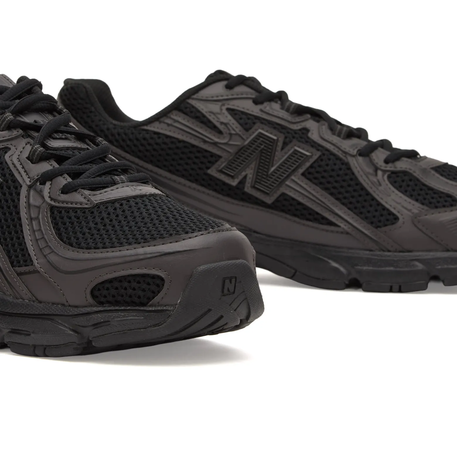 New Balance 740 Sneaker