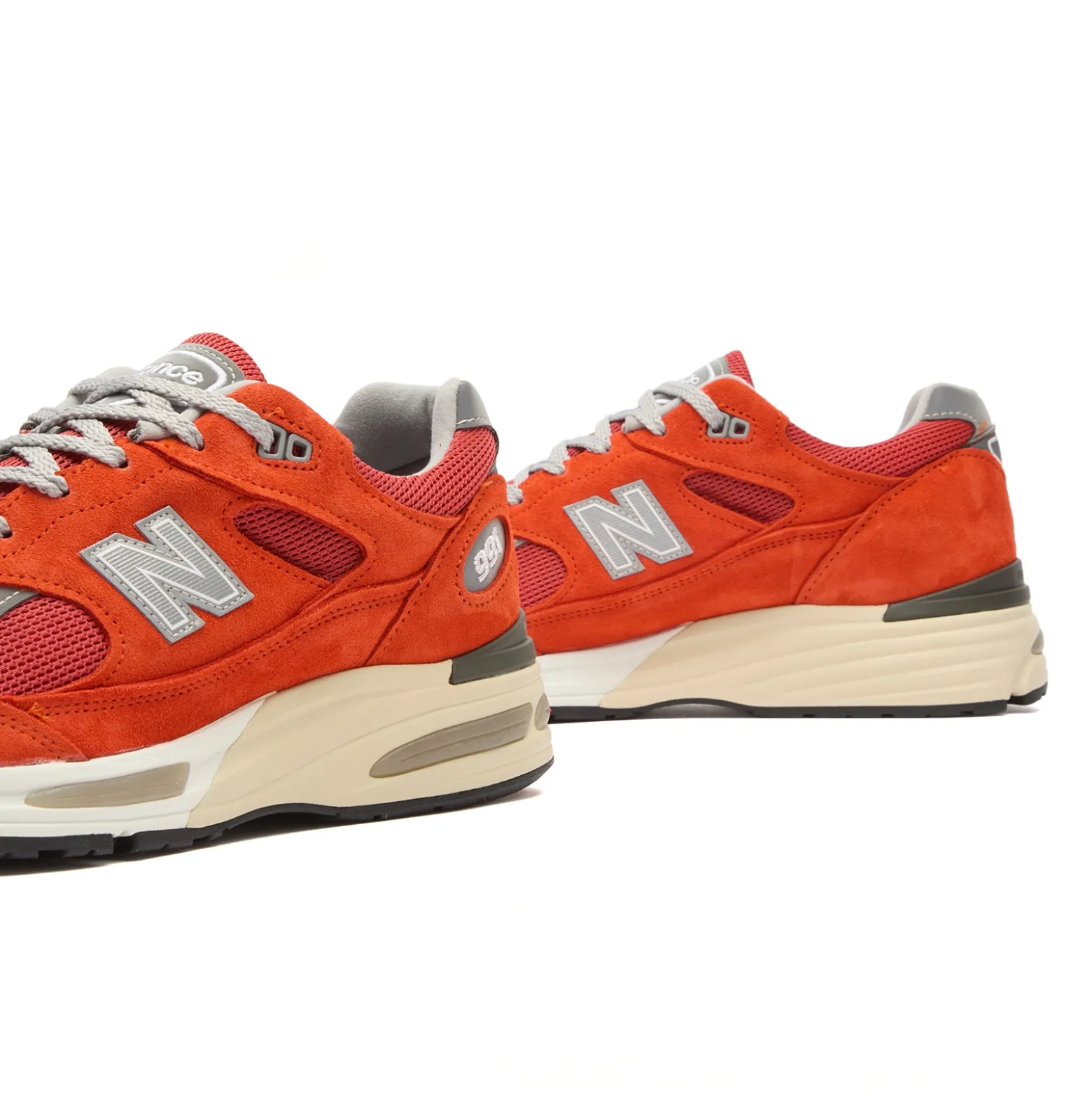 New Balance 991v2 Sneaker