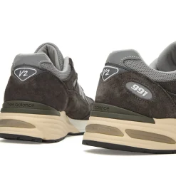 New Balance 991v2 Sneaker