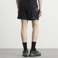 Nike ACG 5