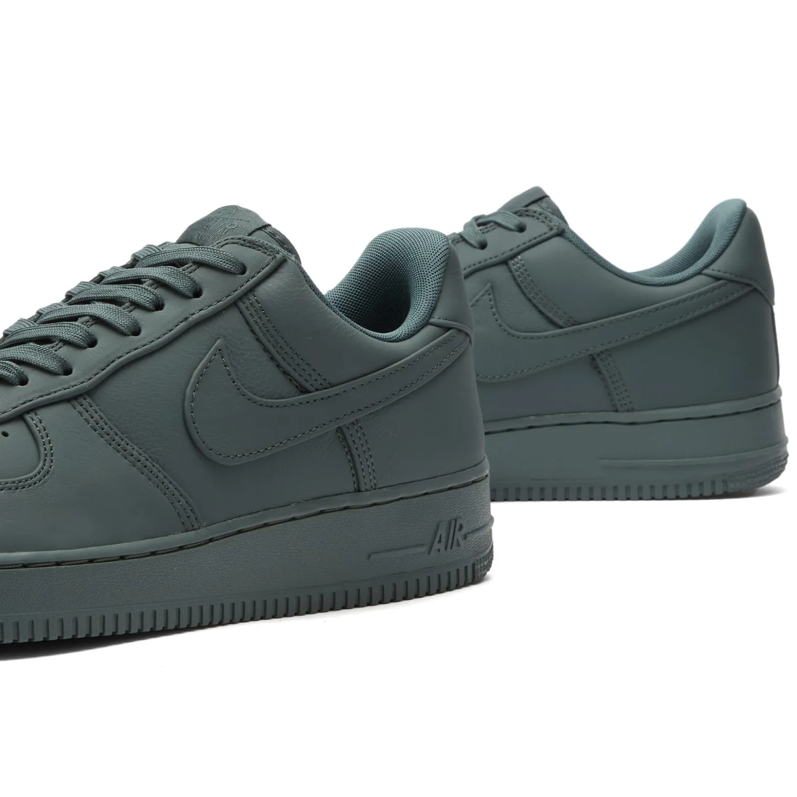 Nike Air Force 1 Low Premium Gore-tex Sneaker
