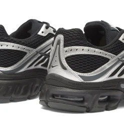 Nike Air Max Moto 2K Sneaker