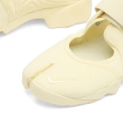 Nike Air Rift Fl Sneaker