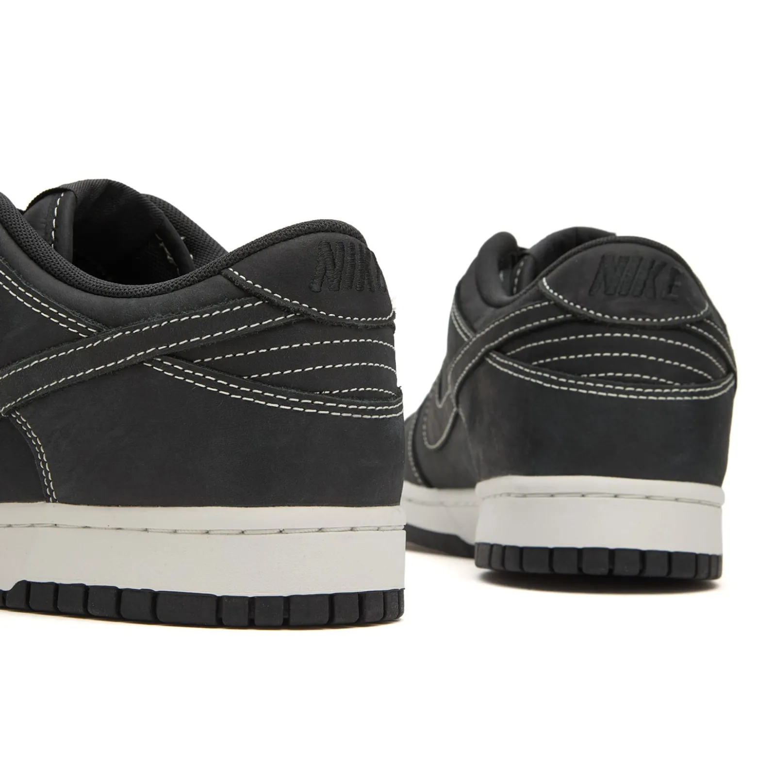 Nike Dunk Low QS Sneaker
