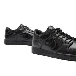 Nike Dunk Low Retro PRM QS Sneaker