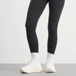 Nike Nike Vomero Plus Ess Sneaker