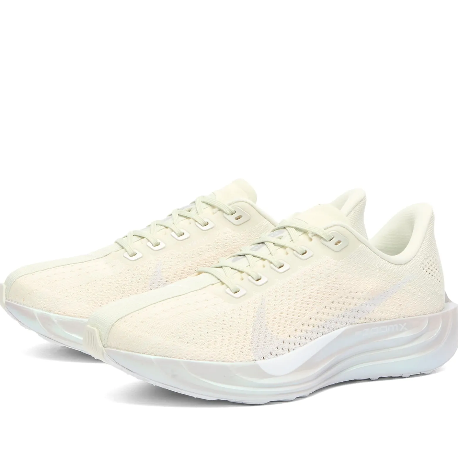 Nike Pegasus Plus Ess Sneaker