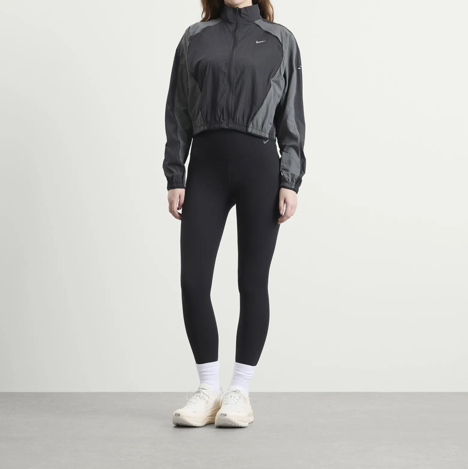 Nike Swift UV Repel Running Jacket