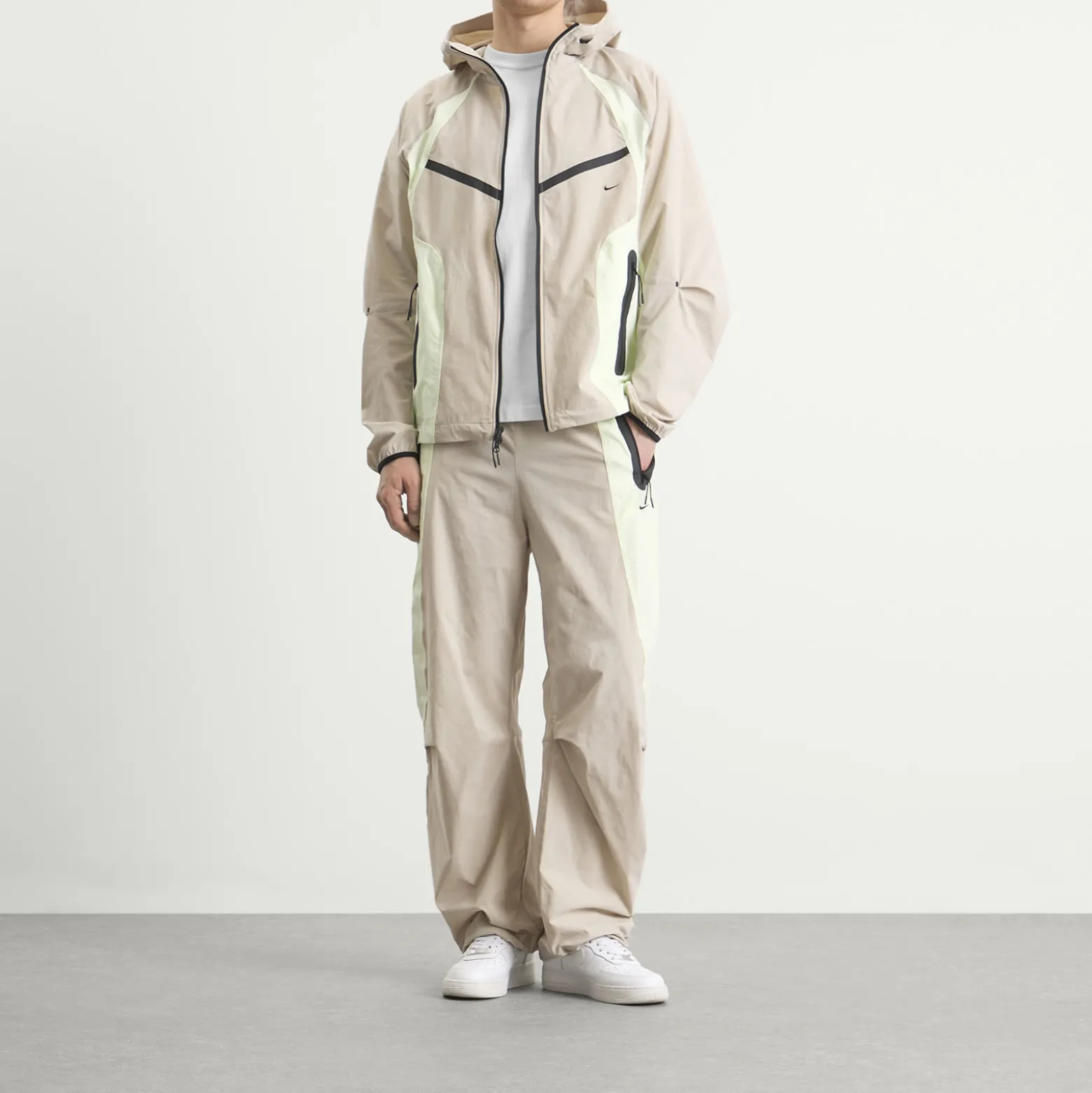 Nike Tech Woven Pro Oversized Pant